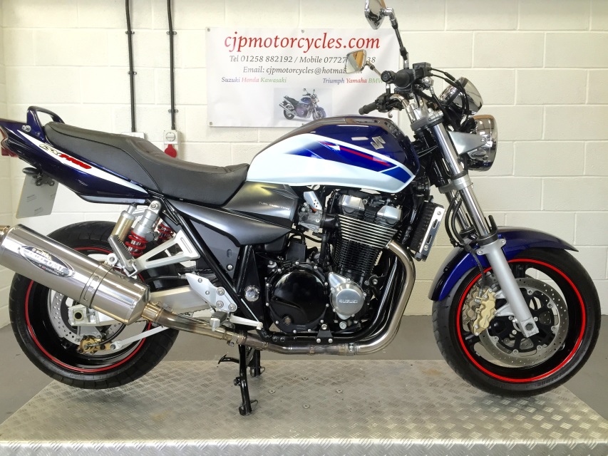  Suzuki Gsx1400-k7 Fe   Sold To A Chap In Cheshire