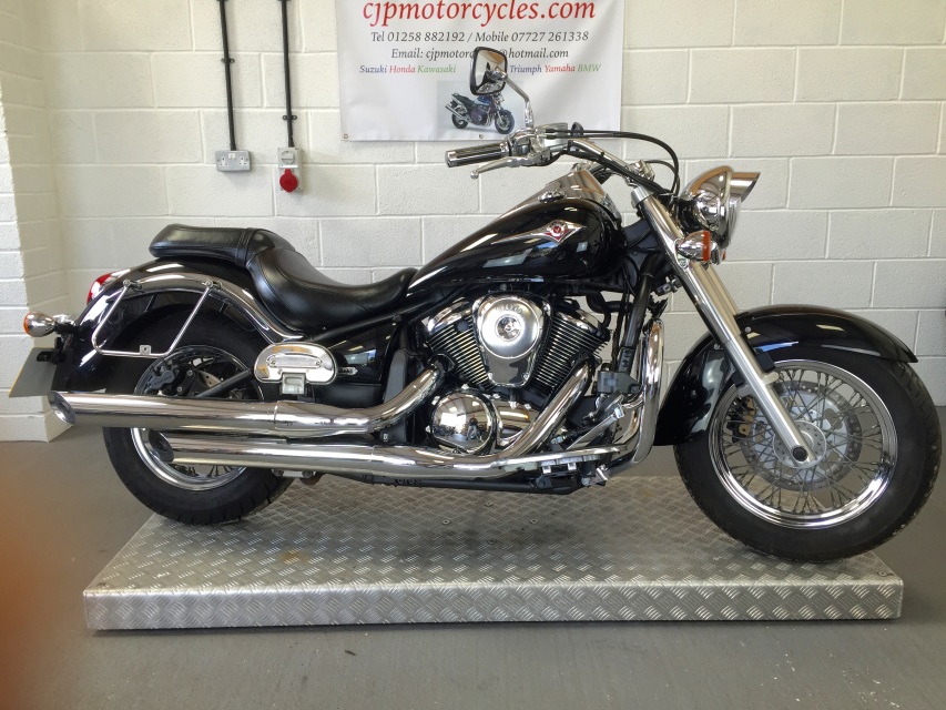  Kawasaki Vn900-b8f Classic   Sold To A Chap In Bristol