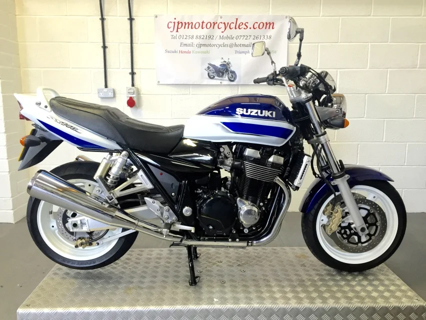 2001 Suzuki Gsx1400-k2  10601 Miles