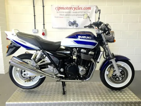 2001 Suzuki Gsx1400-k2  10601 Miles