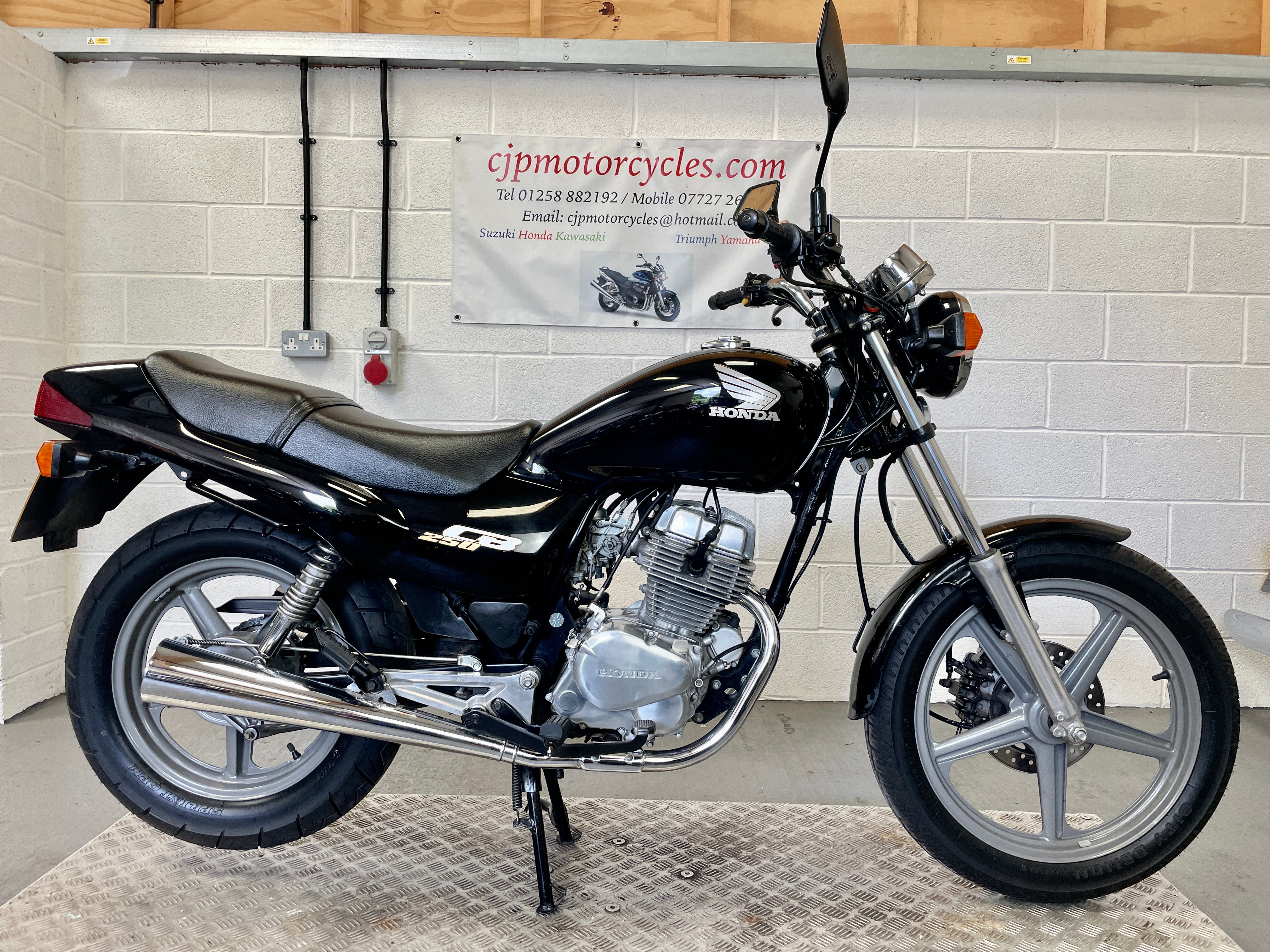 1997 Honda Cb250-n