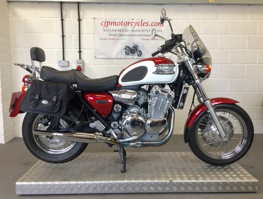 2002 Triumph Thunderbird 900