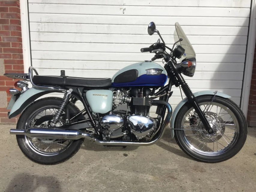 2011 Triumph T100 Bonneville Sixty