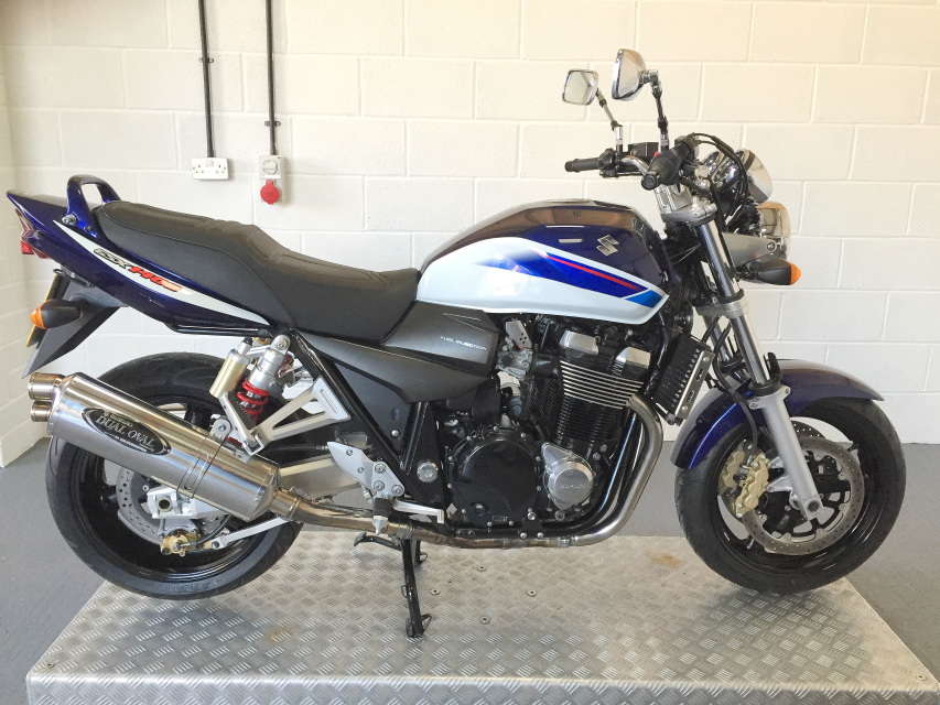  Suzuki Gsx1400-k7 Fe