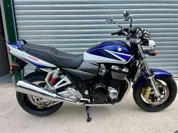 2004 Suzuki Gsx1400-k4