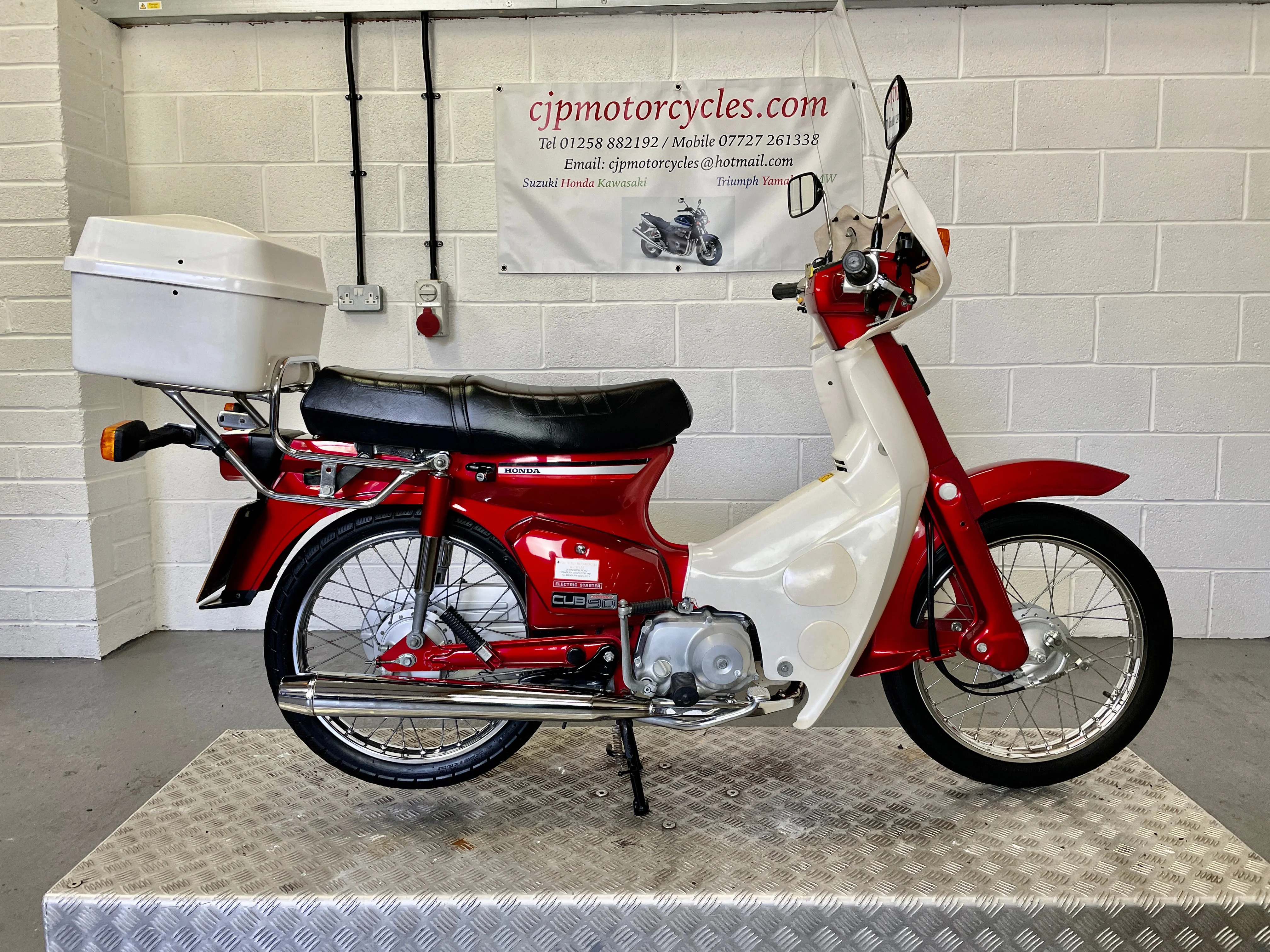 1990 Honda C90-mg Electric Start