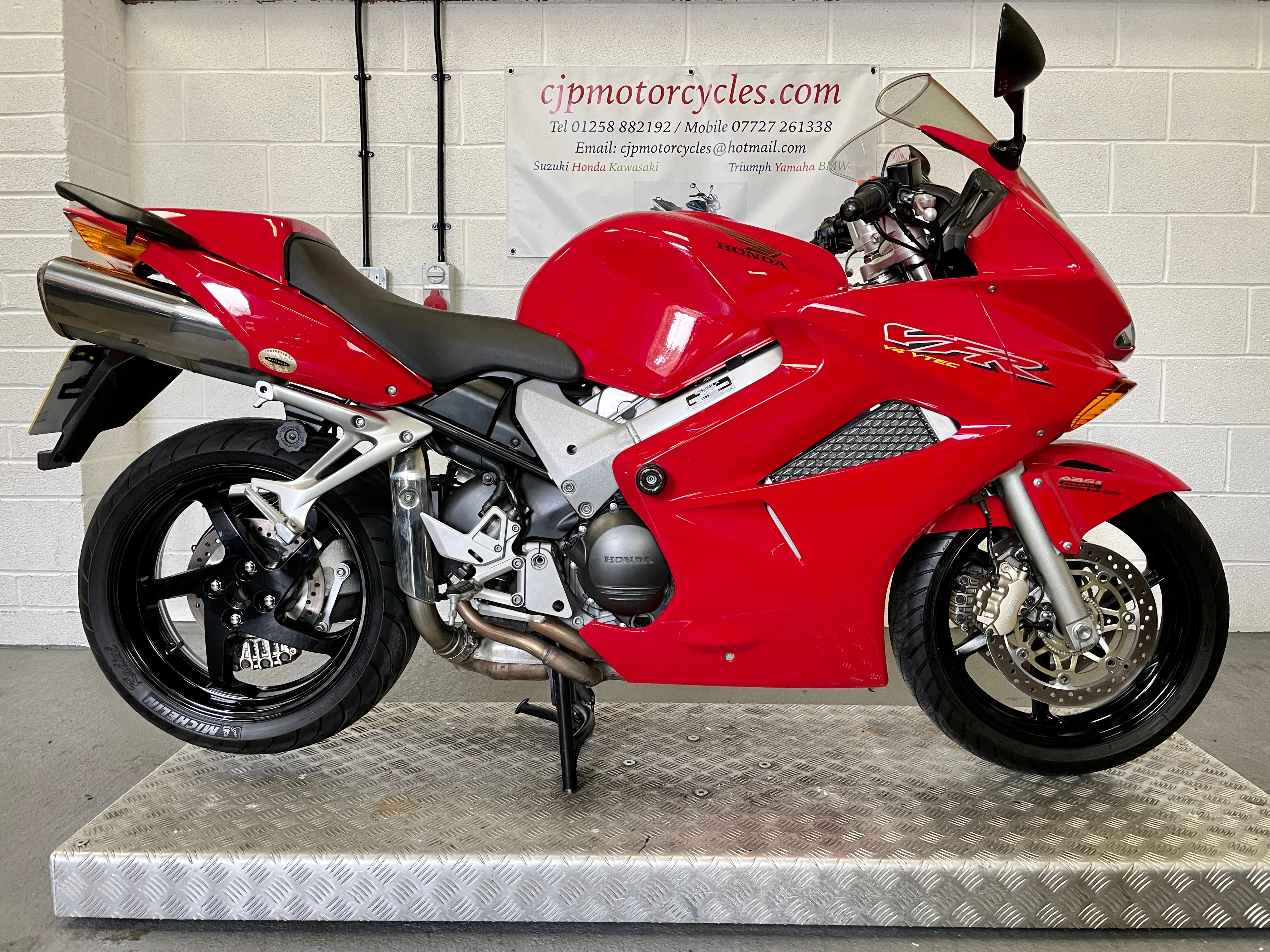 2004 Honda Vfr800-a3
