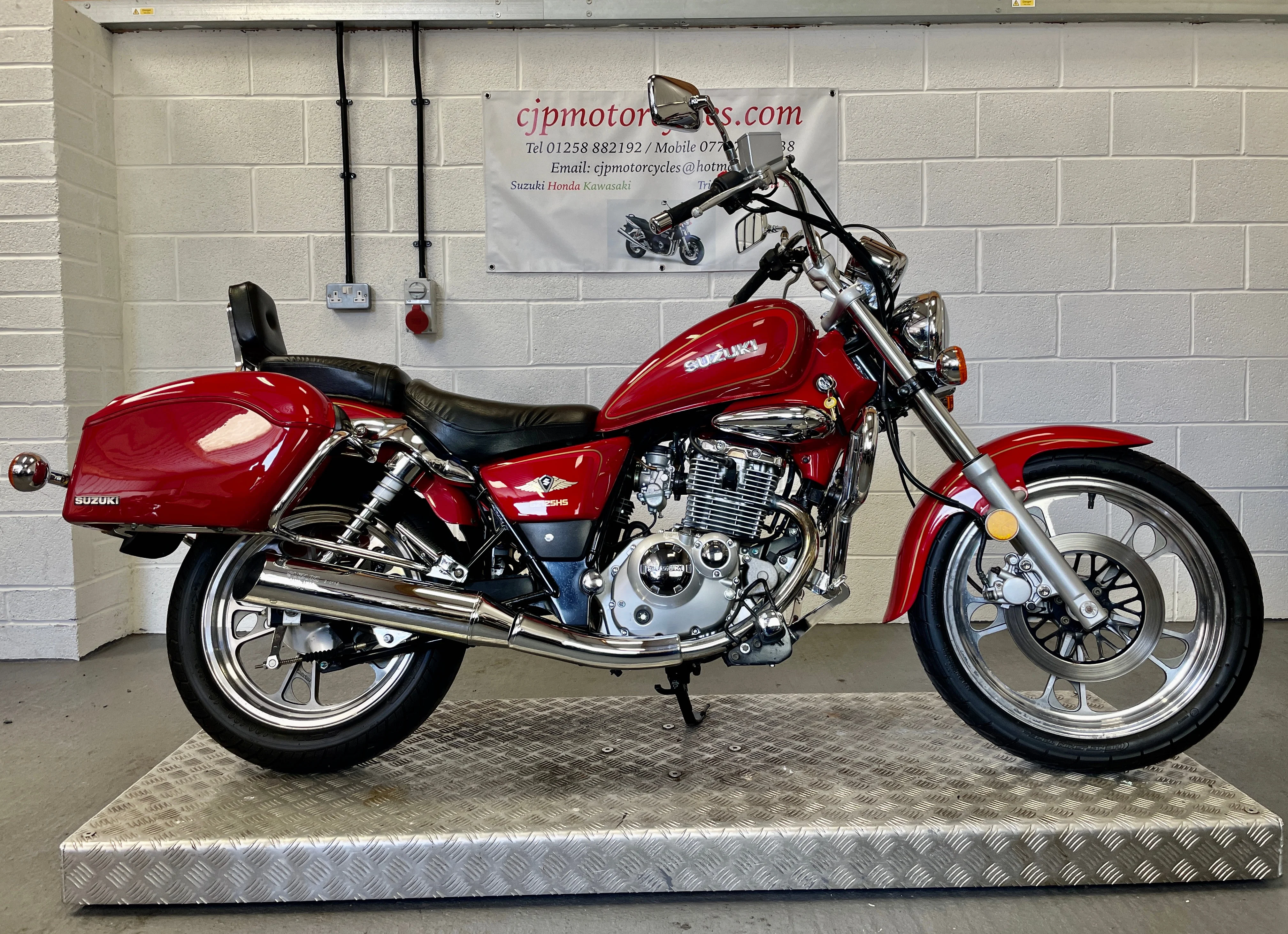2010 Suzuki Gz125-hs