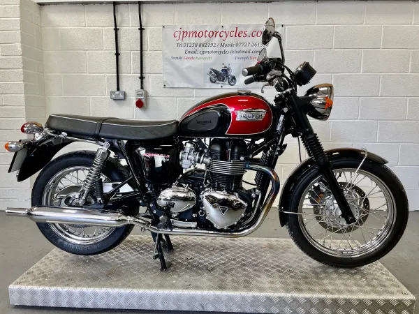 2016 Triumph Bonneville T100