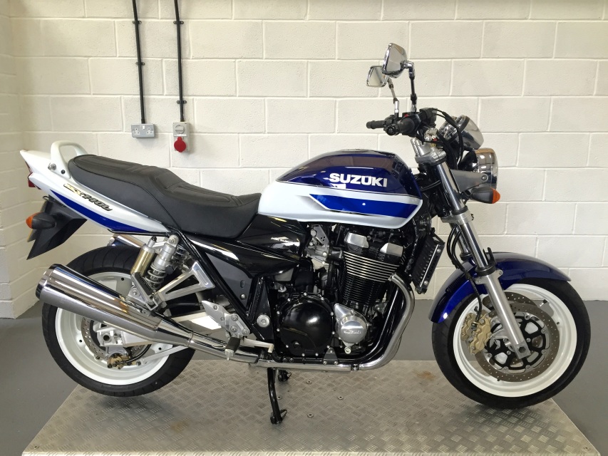  Suzuki Gsx1400-k2