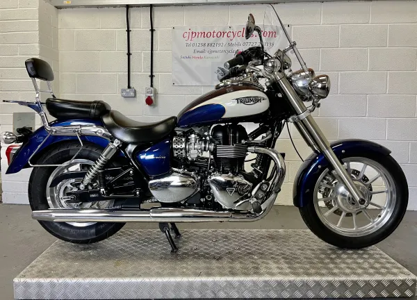 2010 Triumph Bonneville America 865 Efi