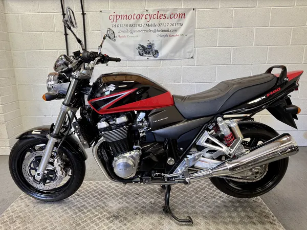 2005 SUZUKI GSX1400-K4