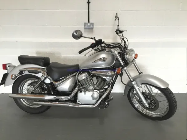 1999 Suzuki Vl125 - Y
