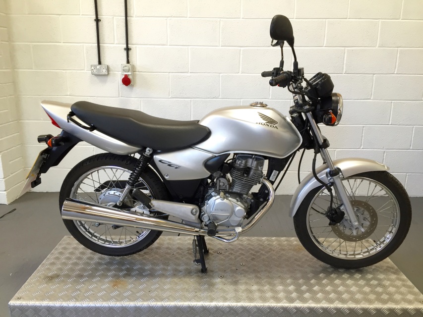  Honda Cg125-7    Sold To A Chap In Ferndown