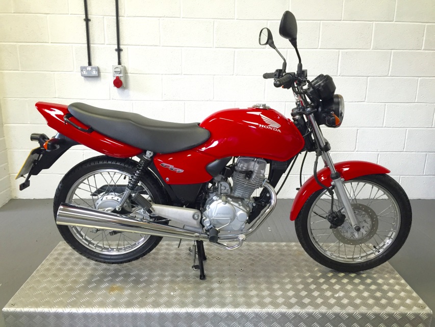  Honda Cg125-4 Sold To A Chap In High Peak