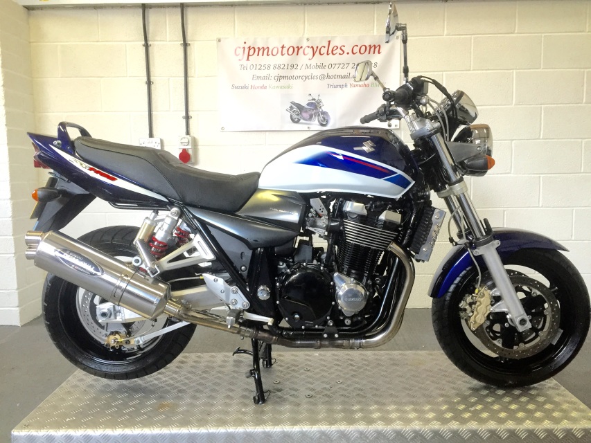  Suzuki Gsx1400- K7 Fe