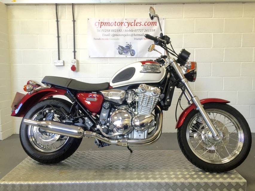  Triumph Thunderbird 900    Sold To A Chap In St Albans