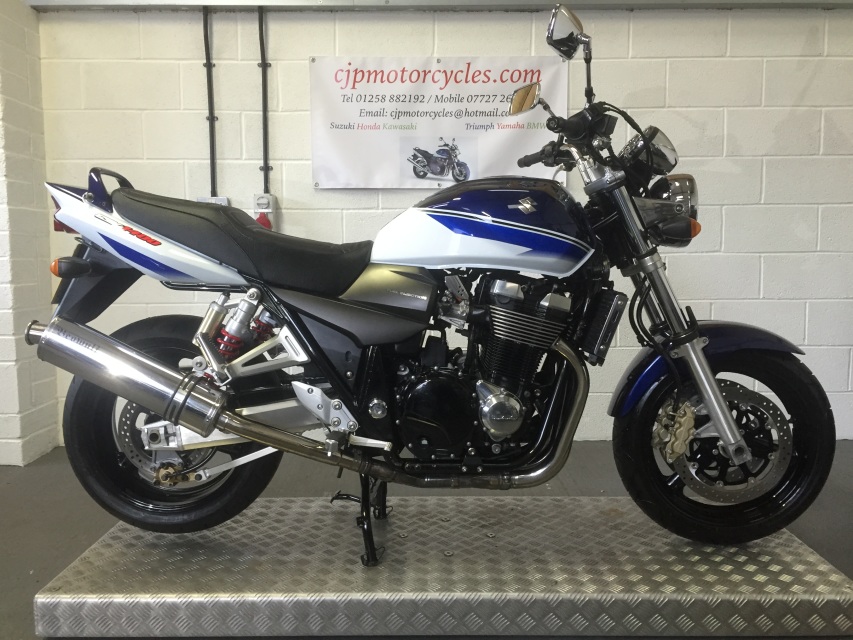  Suzuki Gsx1400-k5    Sold To A Chap In Fife